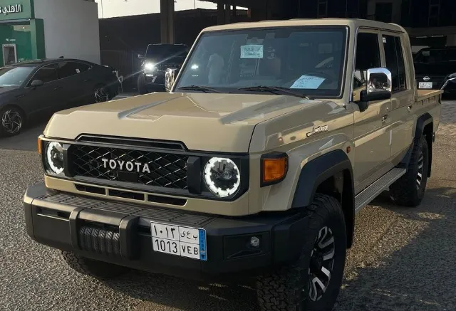 تويوتا لاندكروزر 70 2025 للبيع في جدة — ممشى 13,000 كم