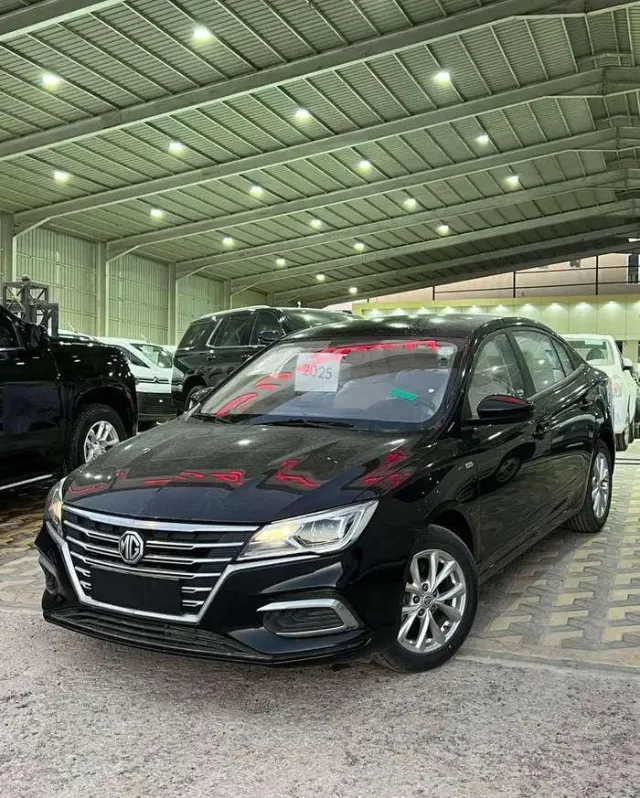 ام جي 5 STANDARD 2025 للبيع في الرياض