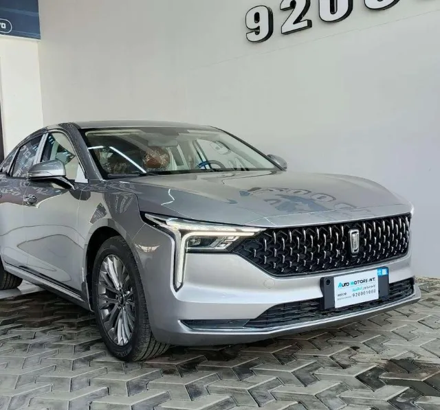 بستون · بي 70 2026 للبيع في الطائف — ممشى 7 كم