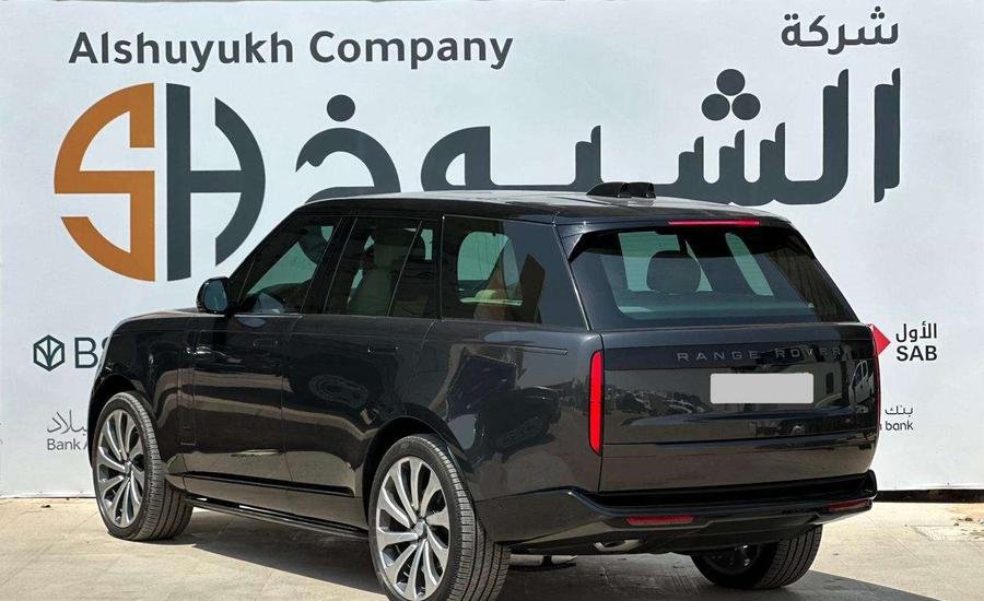 لاندروفر رينج روفر HSE V6 موديل 2025