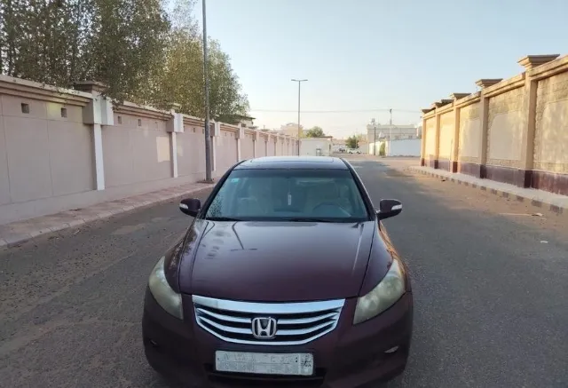 هوندا · أكورد 2012 للبيع في نجران — ممشى 211,000 كم