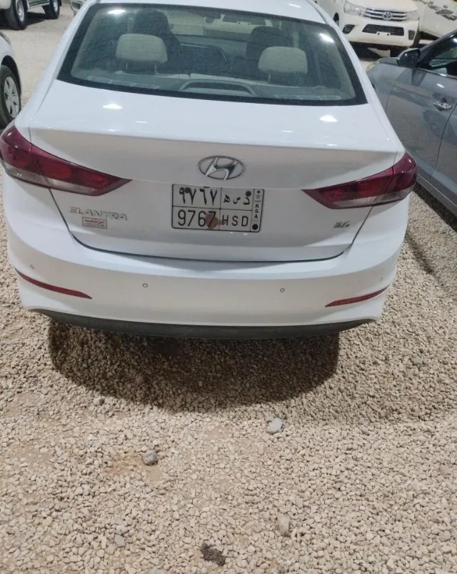 هيونداي · النترا 2018 للبيع في الرياض — ممشى 124,000 كم