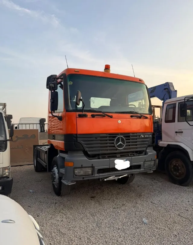 مرسيدس بنز أكتروس 2003 للبيع في الرياض
