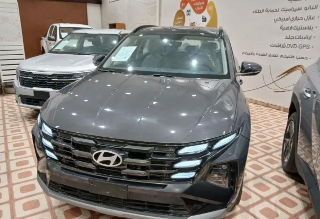 هيونداي · توسان 2025 للبيع في أبها — ممشى 1,600 كم