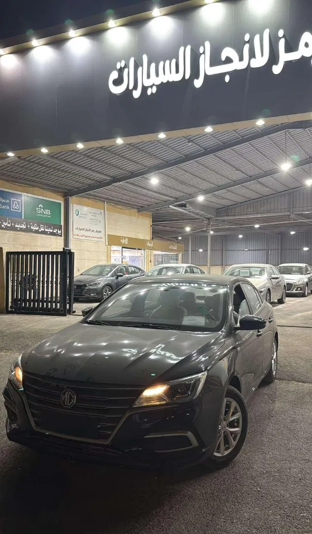 ام جي 5 2025 للتنازل في الرياض