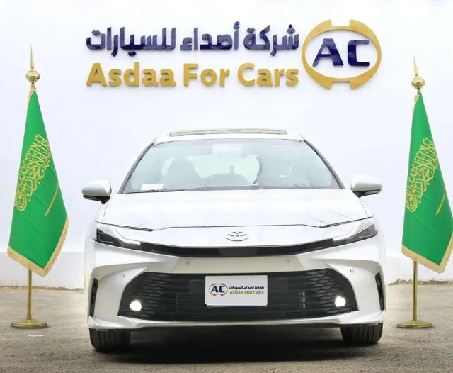 تويوتا · كامري 2025 للبيع في الرياض