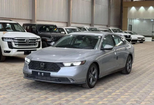 هوندا أكورد 2025 للبيع في الرياض