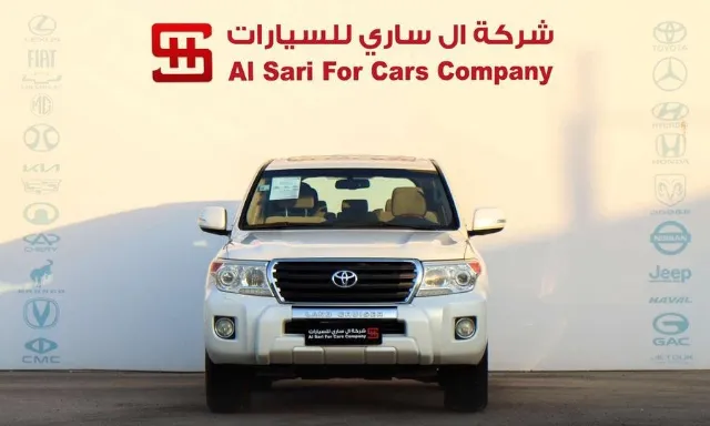 تويوتا · لاندكروزر 2015 للبيع في الرياض