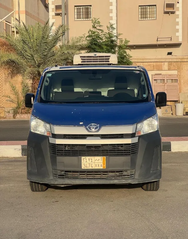 تويوتا · هايس 2020 للبيع في جدة — ممشى 415,000 كم