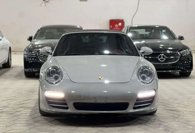 بورش · 911 2011 للبيع في الرياض — ممشى 77,000 كم