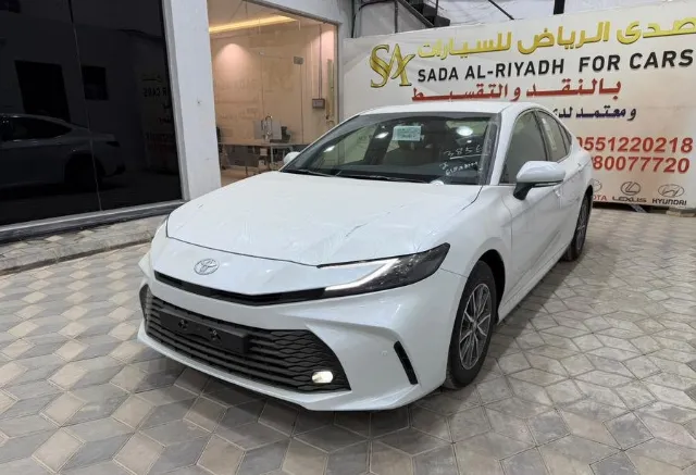 تويوتا · كامري STANDARD 2026 للبيع في الرياض — ممشى 0 كم