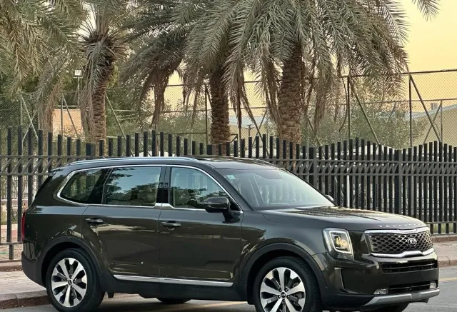 كيا · تيلورايد 2020 للتنازل في الرياض — ممشى 144,000 كم