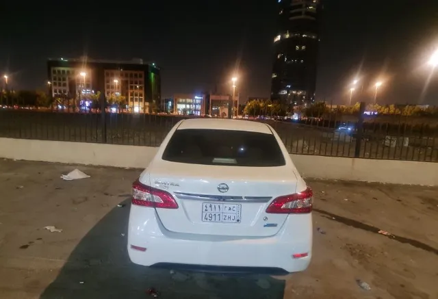 نيسان · سنترا STANDARD 2015 للبيع في الرياض — ممشى 252,000 كم
