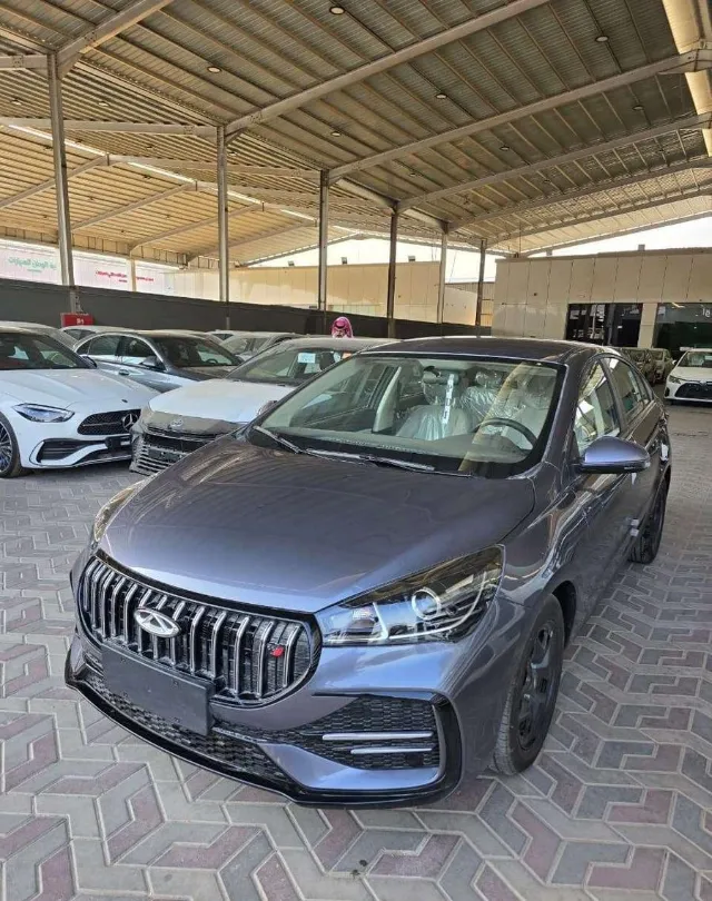 شيري اريزو 5 STANDARD 2027 للبيع في الرياض