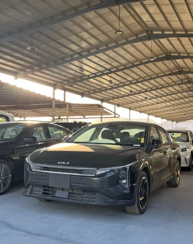 كيا · كي 4 STANDARD 2026 للبيع في الرياض