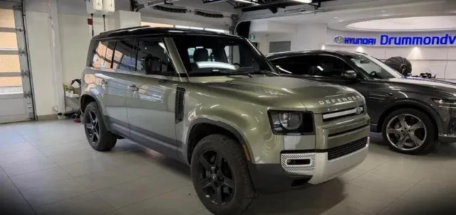 لاند روفر · ديفندر 2022 للبيع في الرياض — ممشى 64,000 كم