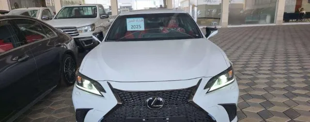 لكزس · اي اس 350 2025 للبيع في الرياض