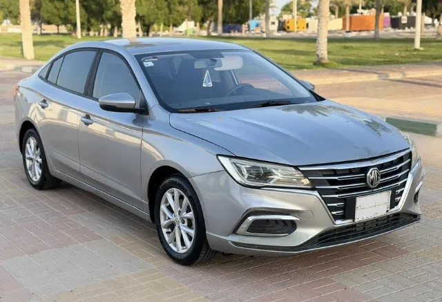 ام جي 5 STANDARD 2023 للبيع في الخبر — ممشى 30,000 كم