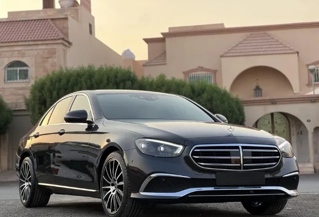 مرسيدس بنز · اي كلاس 2021 للبيع في الرياض — ممشى 77,000 كم