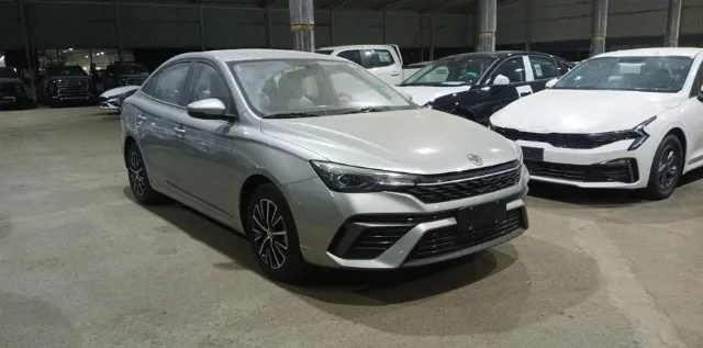 ام جي 5 STANDARD 2025 للبيع في أبها