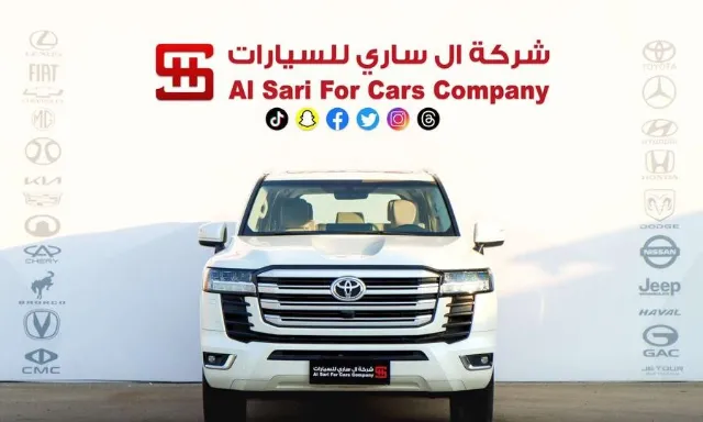 تويوتا · لاندكروزر 2024 للبيع في الرياض