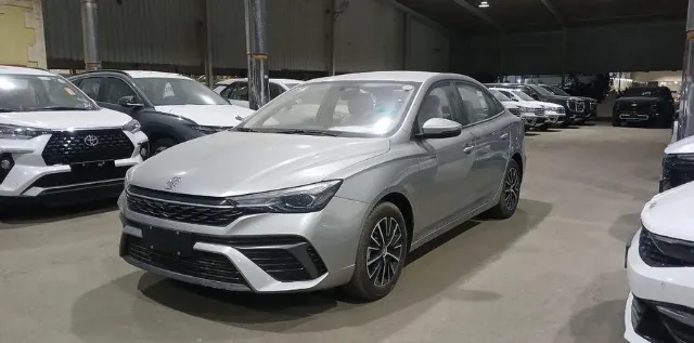 ام جي 5 STANDARD 2025 للبيع في أبها — ممشى 0 كم