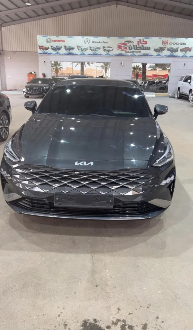 كيا كي 8 2022 للبيع في القريات — ممشى 82,000 كم
