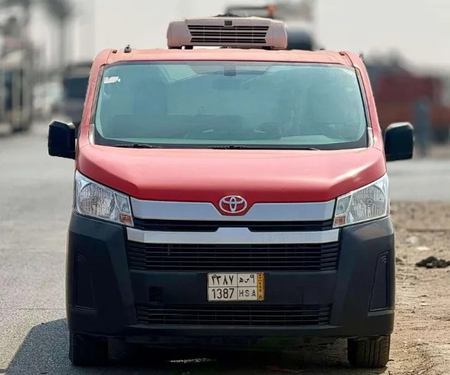 تويوتا · هايس 2022 للبيع في جدة — ممشى 195,000 كم