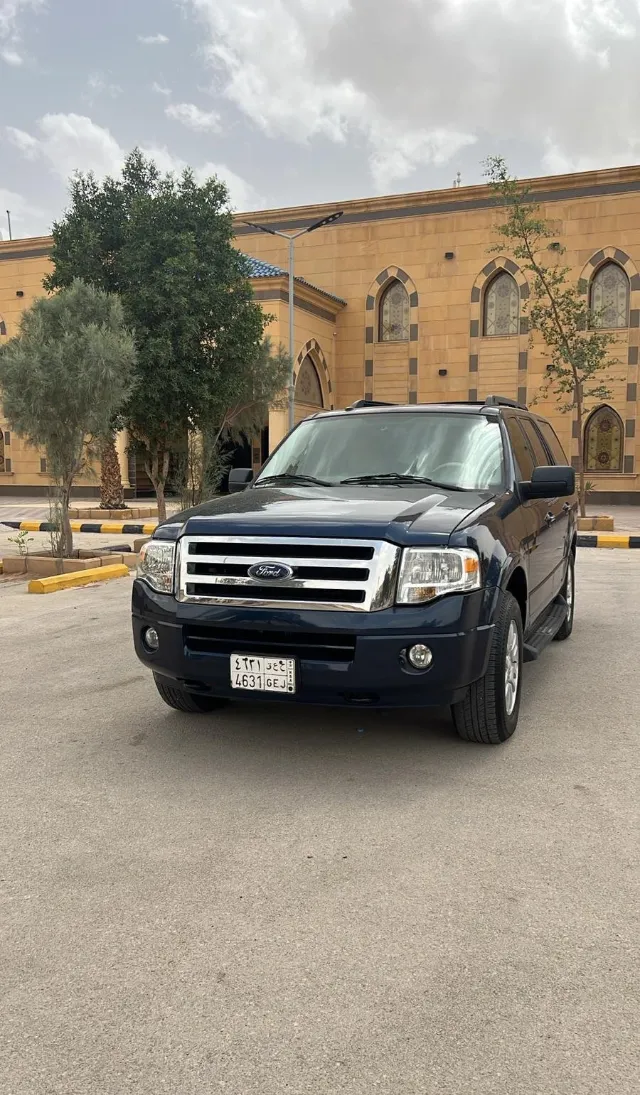 فورد · اكسبديشن 2014 للتنازل في الرياض — ممشى 122,000 كم