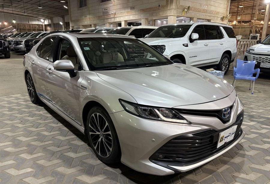 كامري هايبرد GLE
