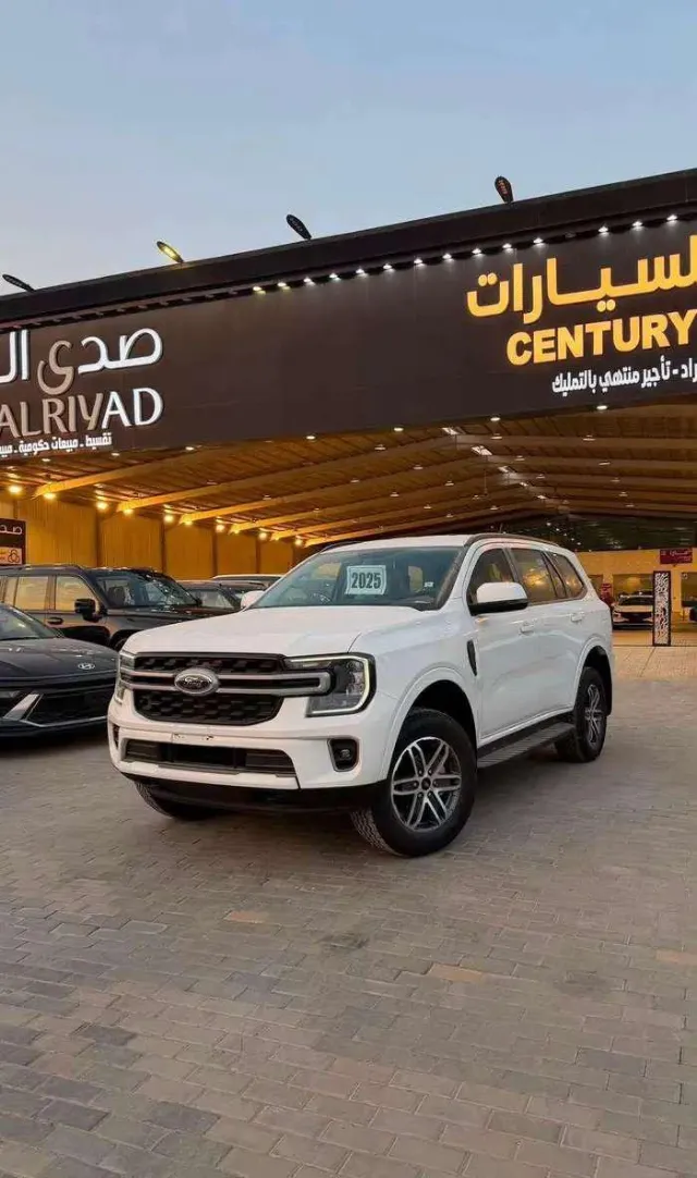 فورد · إيفرست STANDARD 2025 للبيع في الرياض