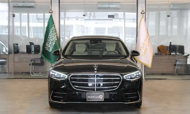 مرسيدس بنز اس كلاس 2023 للبيع في الرياض — ممشى 117,000 كم