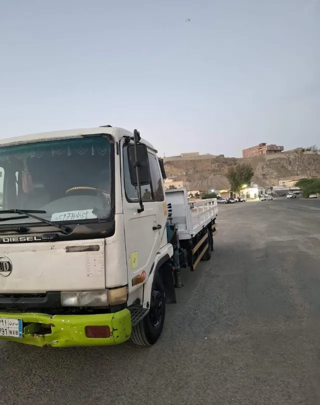 نيسان باترول 2000 للبيع في جدة