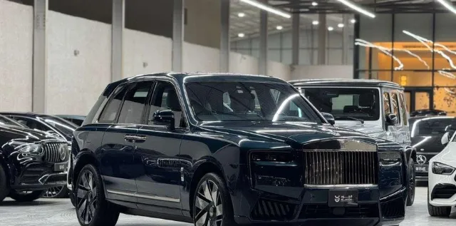 رولز رويس · كولينان 2021 للبيع في الرياض — ممشى 149,000 كم