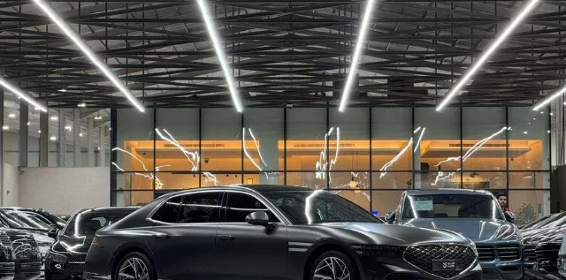 جينيسيس جي 90 2023 للبيع في الرياض — ممشى 52,000 كم