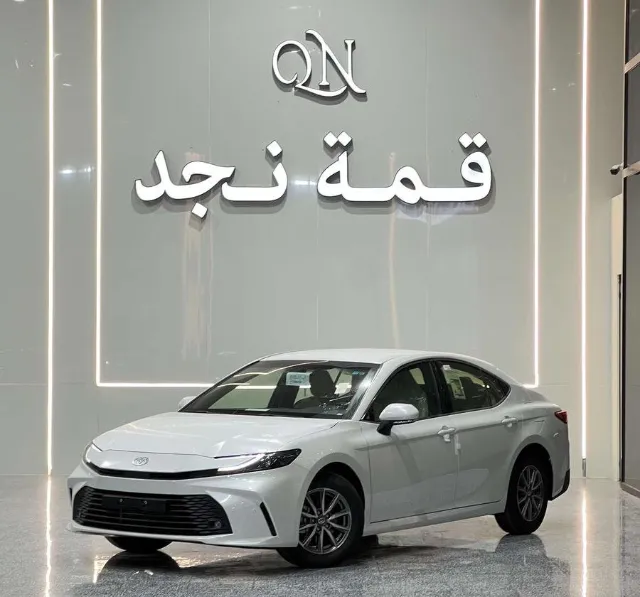 تويوتا كامري STANDARD 2026 للبيع في الرياض — ممشى 0 كم