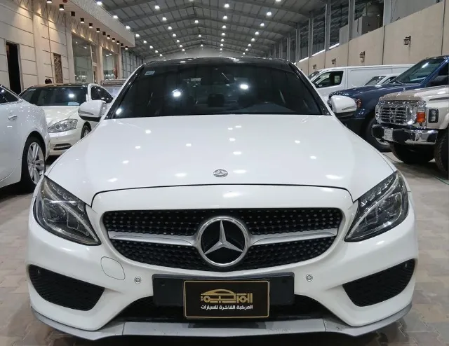 مرسيدس بنز · سي كلاس 2015 للبيع في الرياض — ممشى 284,000 كم