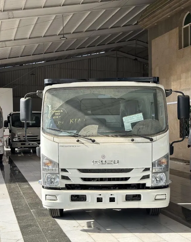 ايسوزو · اسندر 2025 للتنازل في جدة — ممشى 9 كم