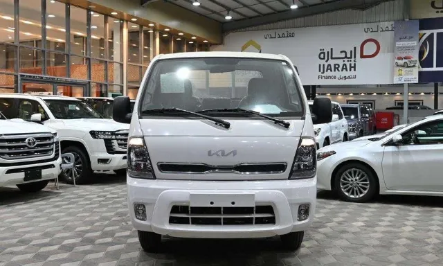 كيا · كوريس 2026 للتنازل في الدمام — ممشى 1 كم