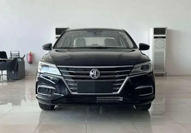 ام جي 5 STANDARD 2025 للبيع في الرياض — ممشى 0 كم