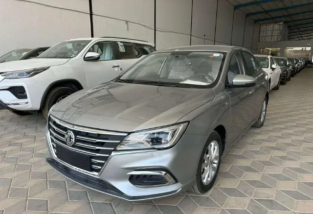 ام جي ام جي 5 STANDARD 2025 للبيع في الرياض