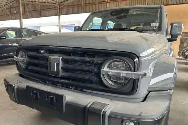 تانك 300 2026 للبيع في الدمام — ممشى 10 كم