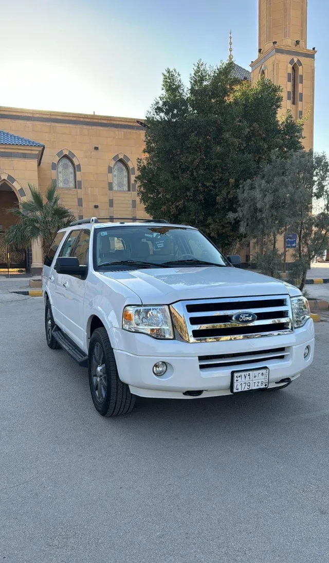 فورد · اكسبديشن 2012 للتنازل في الرياض — ممشى 40,000 كم