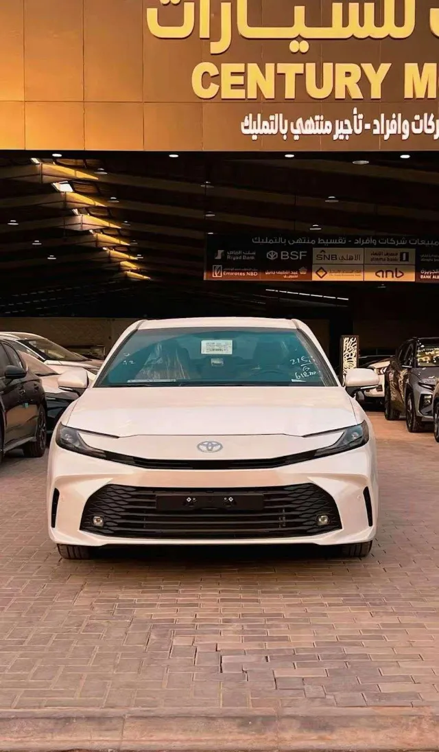 تويوتا · كامري STANDARD 2026 للبيع في الرياض