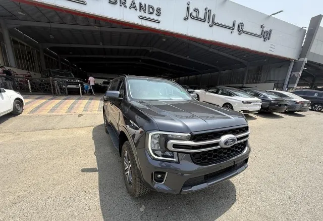 فورد · إيفرست 2025 للبيع في جدة — ممشى 8 كم