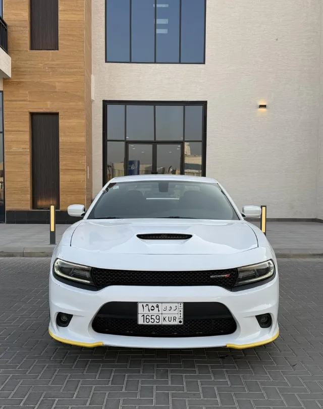 دودج تشارجر STANDARD 2018 للبيع في الرياض — ممشى 185,000 كم