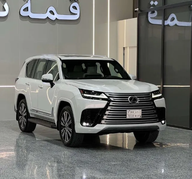 لكزس ال اكس 600 2023 للبيع في الرياض — ممشى 92,000 كم