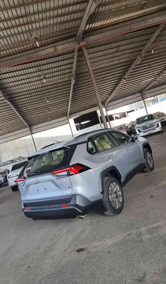 تويوتا · راف فور 2025 للبيع في جدة — ممشى 0 كم