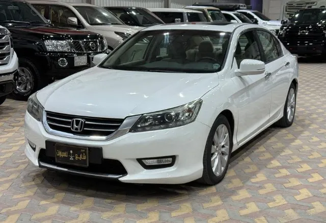 هوندا أكورد 2013 للبيع في الرياض — ممشى 226,000 كم