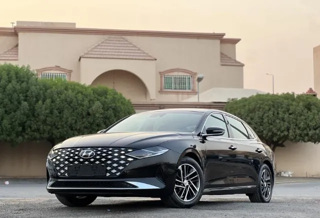 هيونداي · ازيرا 2021 للبيع في الرياض — ممشى 127,000 كم